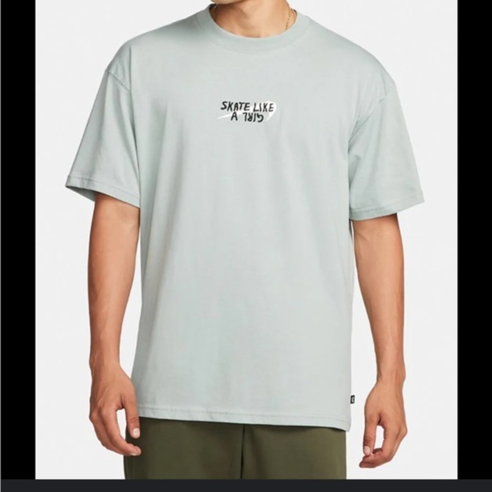 Nike SB skate like a girl embroidered graphic tee